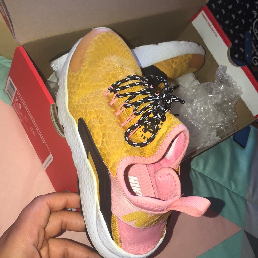 Huaraches - Picture 2 of 3